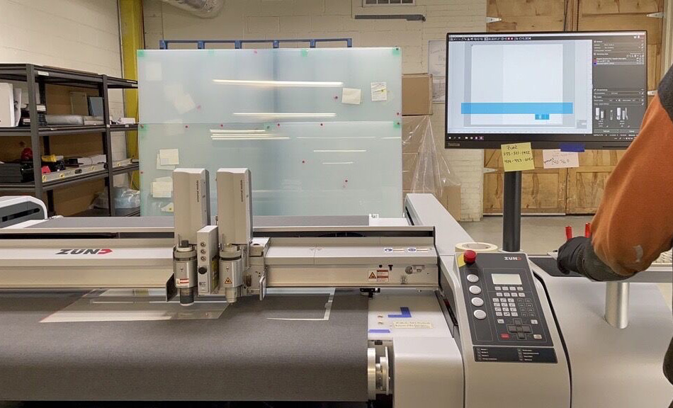 Zund Material Rack Stay in the Glass Loop